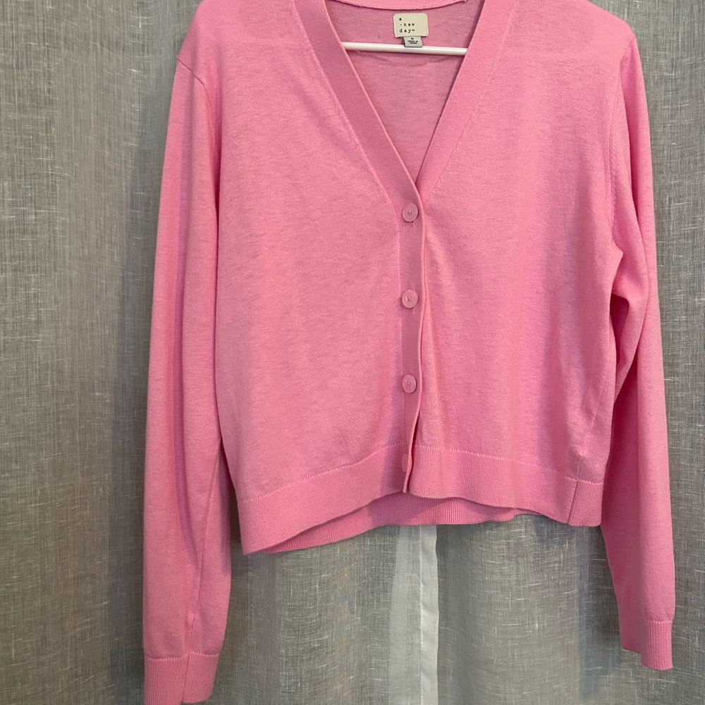A New Day Pink Cropped Cardigan Sweater